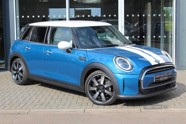 Used MINI Hatch 2021 for sale - 73040059: Photo 1