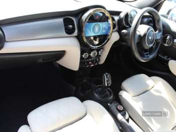 Used MINI Hatch 2021 for sale - 73040059: Photo