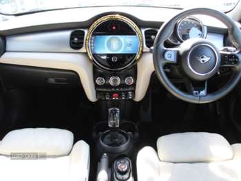 Used MINI Hatch 2021 for sale - 73040059: Photo