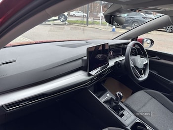 Used Volkswagen Golf 2025 for sale - 78008063: Photo