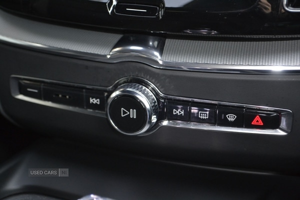 Used Volvo XC60 2023 for sale - 76850850: Photo 11