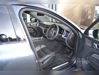 Used Volvo XC60 2023 for sale - 76850850: Photo