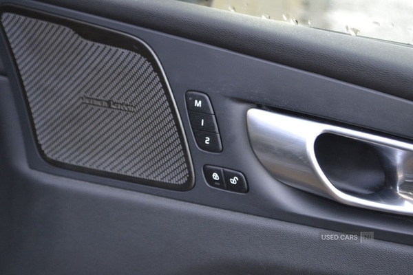 Used Volvo XC60 2023 for sale - 76850850: Photo 4