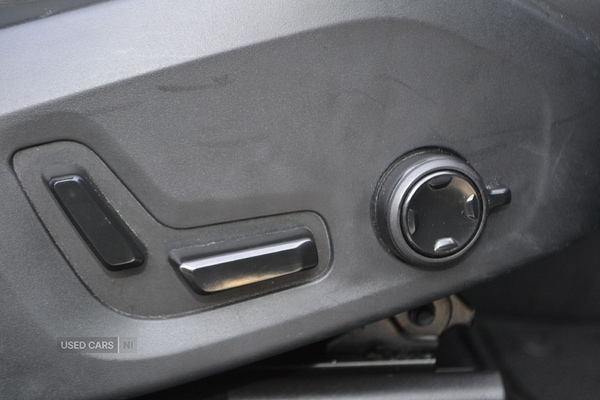 Used Volvo XC60 2023 for sale - 76850850: Photo 5