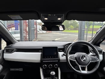 Used Renault Clio 2022 for sale - 79522161: Photo