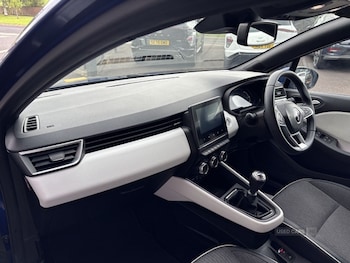 Used Renault Clio 2022 for sale - 79522161: Photo