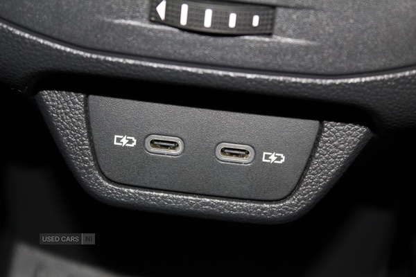 Used Volkswagen T-Roc 2023 for sale - 77647283: Photo 22