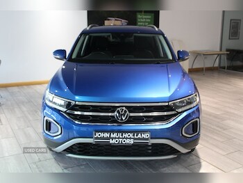Used Volkswagen T-Roc 2023 for sale - 77647283: Photo