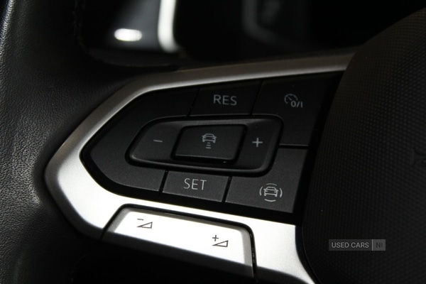 Used Volkswagen T-Roc 2023 for sale - 77647283: Photo 5