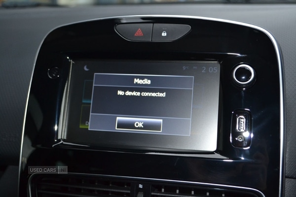 Used Renault Clio 2019 for sale - 76998309: Photo 11