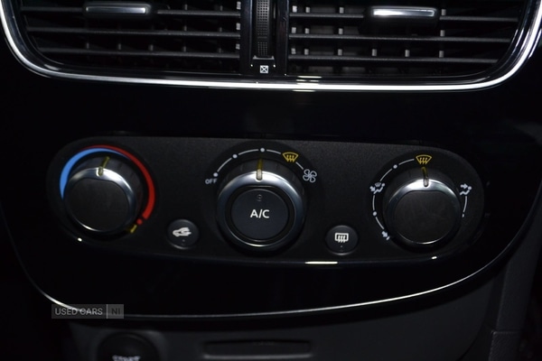 Used Renault Clio 2019 for sale - 76998309: Photo 15