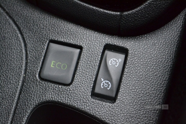 Used Renault Clio 2019 for sale - 76998309: Photo 17