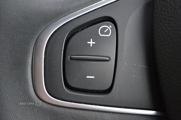 Used Renault Clio 2019 for sale - 76998309: Photo 6