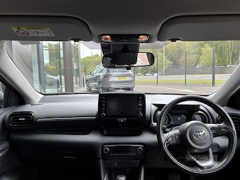 Used Toyota Yaris 2023 for sale - 78574486: Photo