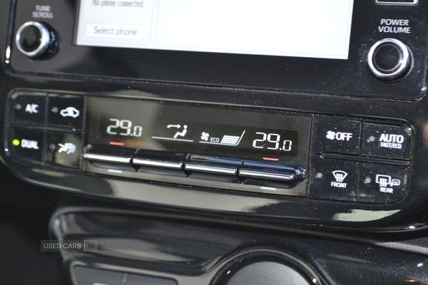 Used Toyota Prius 2022 for sale - 76803067: Photo 14