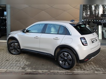 Used Fiat 600 2025 for sale - 77770109: Photo