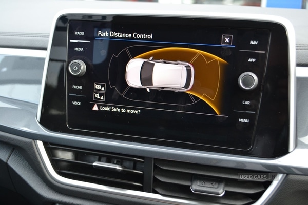 Used Volkswagen T-Roc 2023 for sale - 76228609: Photo 11