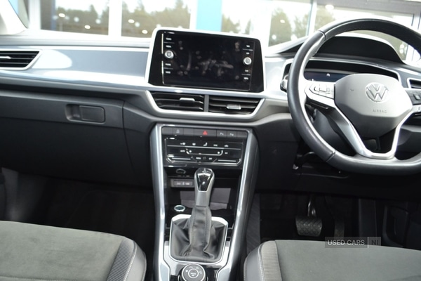 Used Volkswagen T-Roc 2023 for sale - 76228609: Photo 16