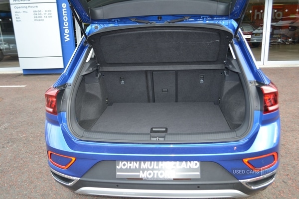 Used Volkswagen T-Roc 2023 for sale - 76228609: Photo 4