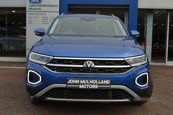 Used Volkswagen T-Roc 2023 for sale - 76228609: Photo 5