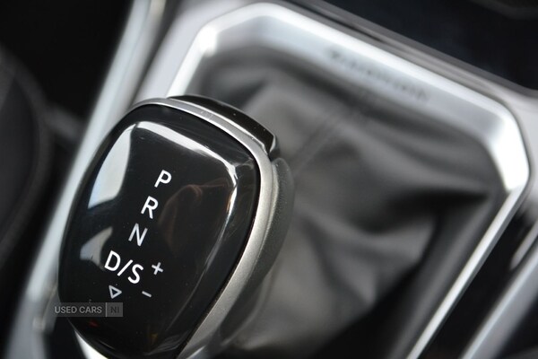 Used Volkswagen T-Roc 2023 for sale - 76228609: Photo 7