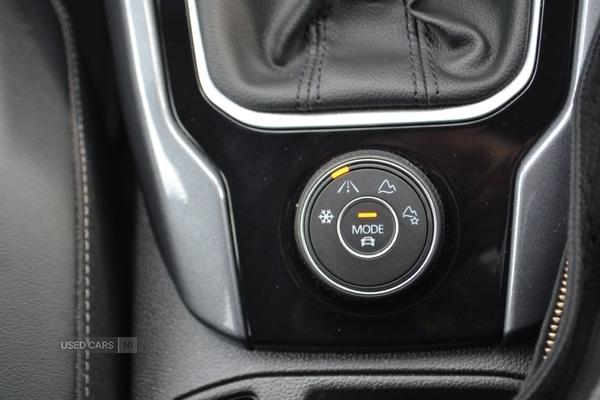 Used Volkswagen T-Roc 2023 for sale - 76228609: Photo 8