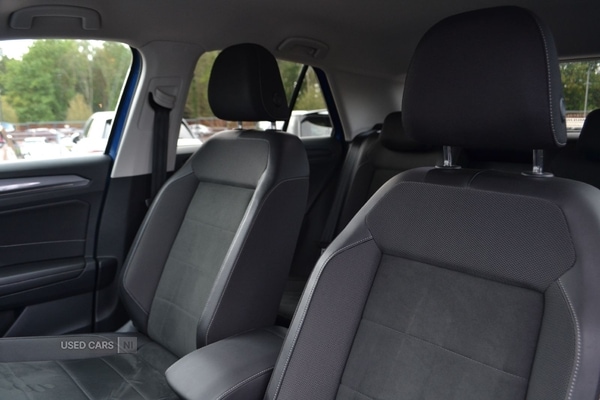 Used Volkswagen T-Roc 2023 for sale - 76228609: Photo 9