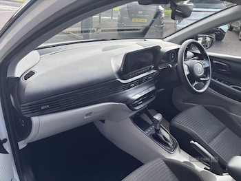 Used Hyundai i20 2023 for sale - 79497596: Photo