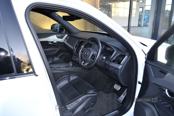 Used Volvo XC90 2020 for sale - 76825388: Photo 2