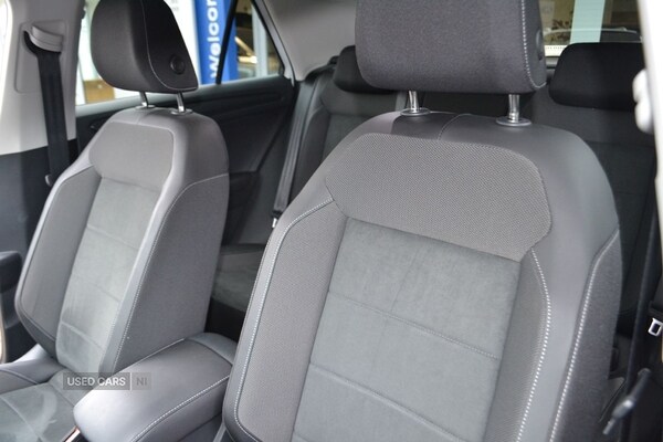 Used Volkswagen T-Roc 2022 for sale - 76202028: Photo 11