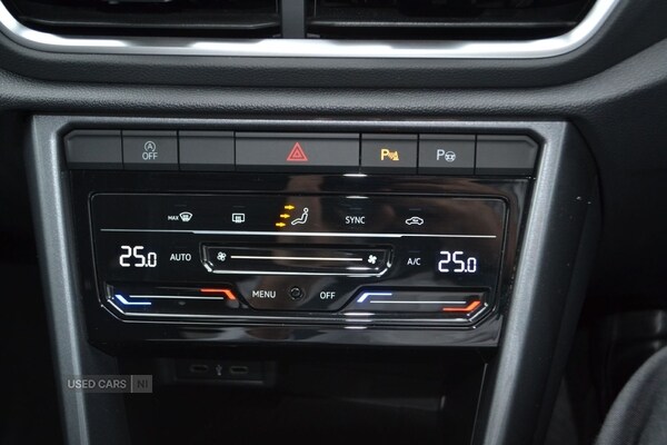 Used Volkswagen T-Roc 2022 for sale - 76202028: Photo 13