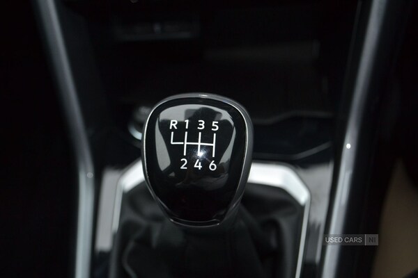 Used Volkswagen T-Roc 2022 for sale - 76202028: Photo 14