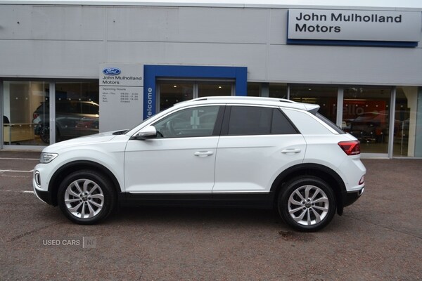 Used Volkswagen T-Roc 2022 for sale - 76202028: Photo 2