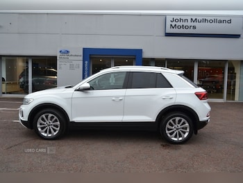 Used Volkswagen T-Roc 2022 for sale - 76202028: Photo 2