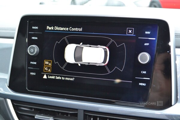 Used Volkswagen T-Roc 2022 for sale - 76202028: Photo 5