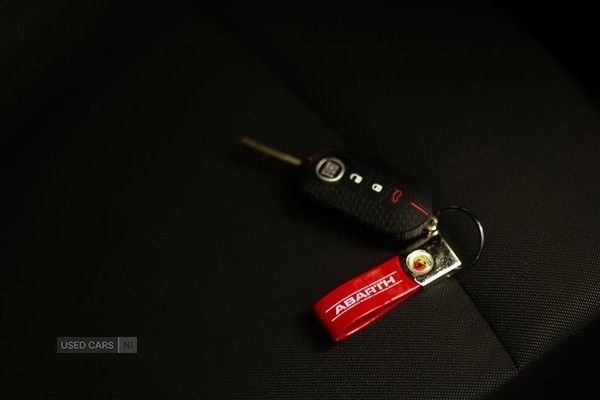 Used Abarth 595 2016 for sale - 76899929: Photo 32