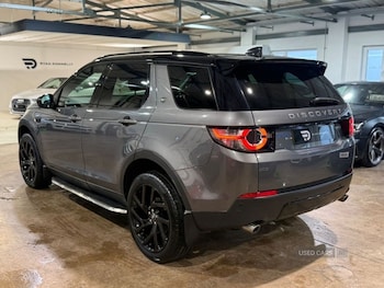 Used Land Rover Discovery Sport 2017 for sale - 76419595: Photo