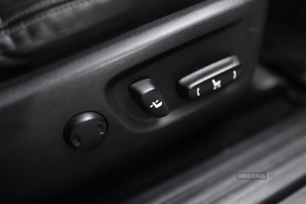 Used Toyota Land Cruiser 2018 for sale - 76998654: Photo 25