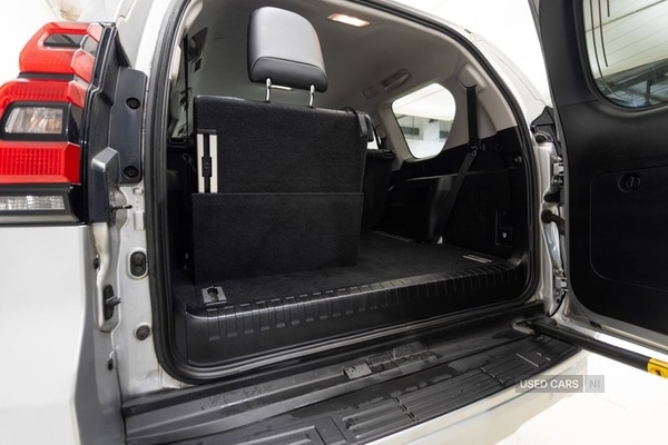 Used Toyota Land Cruiser 2018 for sale - 76998654: Photo 35