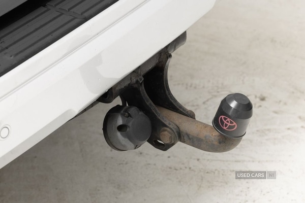 Used Toyota Land Cruiser 2018 for sale - 76998654: Photo 46