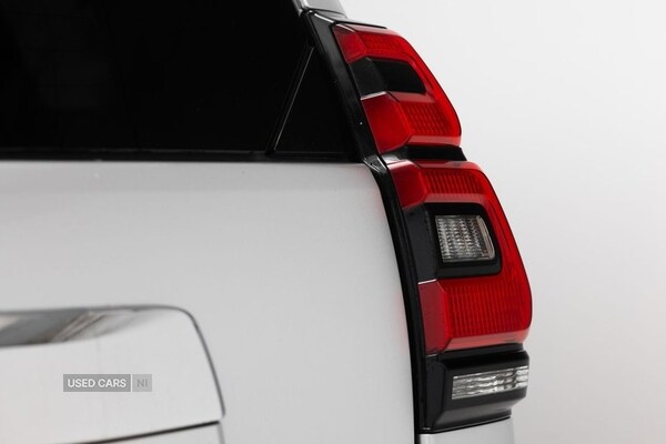 Used Toyota Land Cruiser 2018 for sale - 76998654: Photo 47