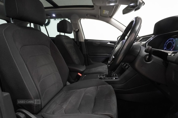 Used Volkswagen Tiguan 2017 for sale - 76646900: Photo 11