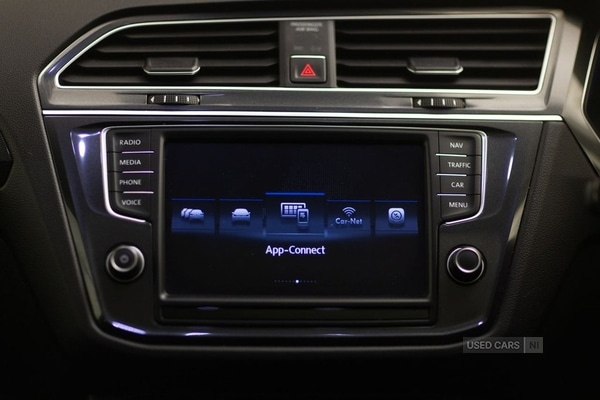 Used Volkswagen Tiguan 2017 for sale - 76646900: Photo 30