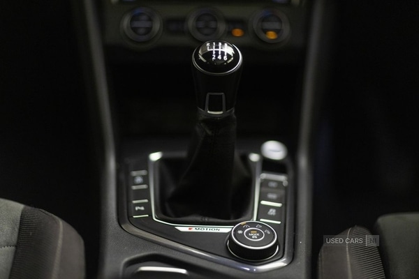 Used Volkswagen Tiguan 2017 for sale - 76646900: Photo 31