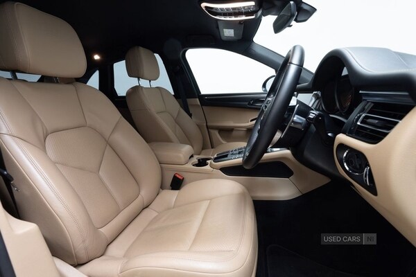 Used Porsche Macan 2021 for sale - 76123327: Photo 12