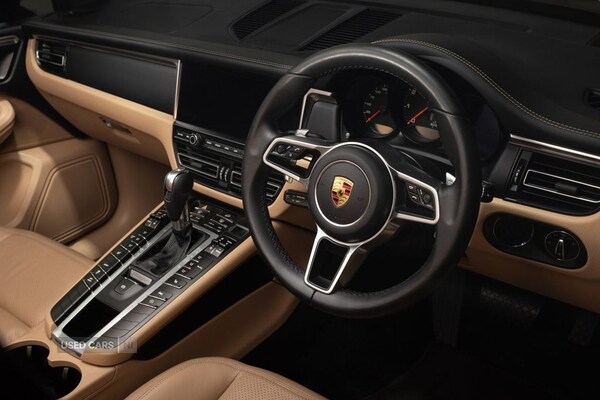 Used Porsche Macan 2021 for sale - 76123327: Photo 15