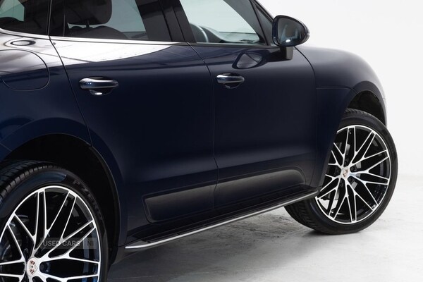 Used Porsche Macan 2021 for sale - 76123327: Photo 45