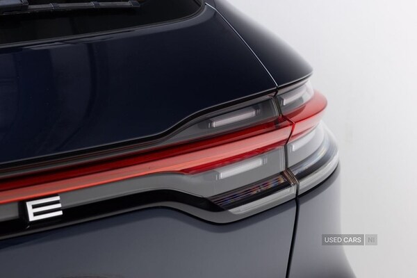 Used Porsche Macan 2021 for sale - 76123327: Photo 50