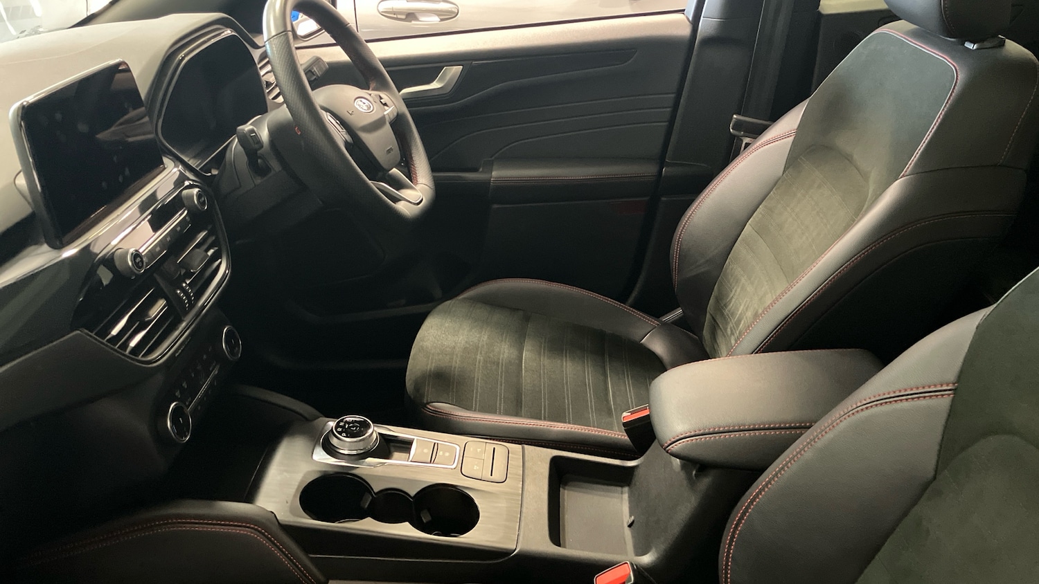 Used Ford Kuga 2023 for sale - 77093733: Photo 21