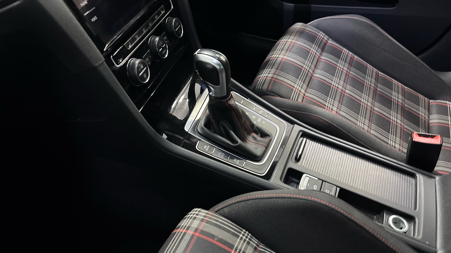 Used Volkswagen Golf 2019 for sale - 77676194: Photo 13